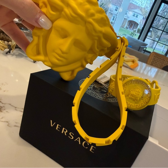 Versace Unisex Men Women Yellow Watch Medusa Pop Strap Fashion wristlet case New - Picture 7 of 11